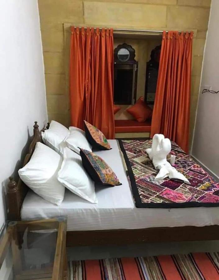 Resting Love Hostel Jaisalmer Exterior photo